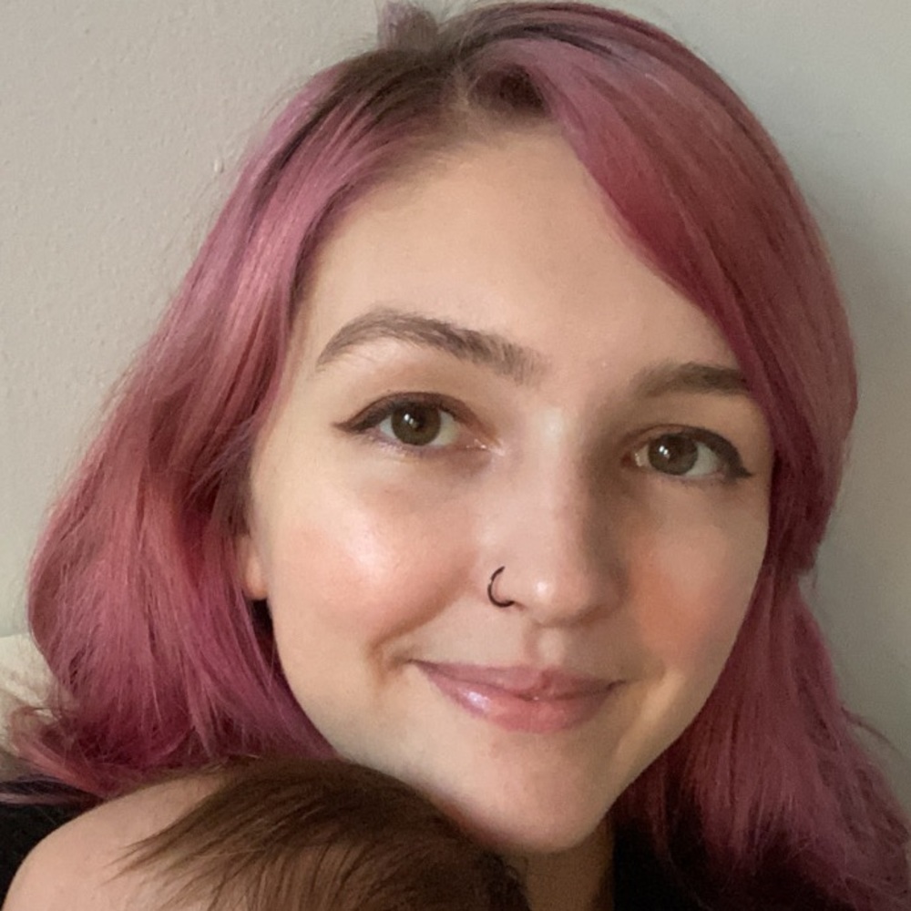 Meet your Posher, Caitlin